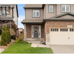 28 NEWCASTLE COURT - 3