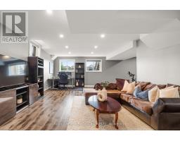 28 NEWCASTLE COURT - 35