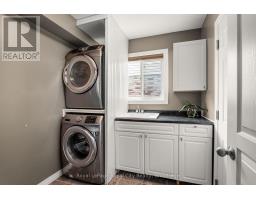 28 NEWCASTLE COURT - 38