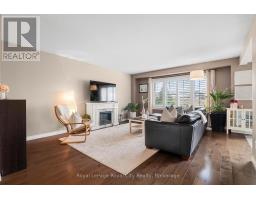 28 NEWCASTLE COURT - 7