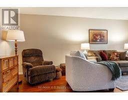 301 - 1600 ADELAIDE STREET N - 22