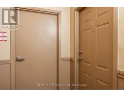 301 - 1600 ADELAIDE STREET N - 7