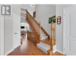 16 MACPHERSON AVENUE - 10