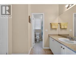 16 MACPHERSON AVENUE - 11