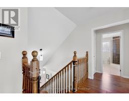 16 MACPHERSON AVENUE - 32