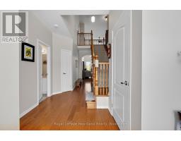 16 MACPHERSON AVENUE - 6