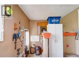 186 ALMA STREET - 35