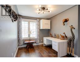 256 BOYCE STREET - 17