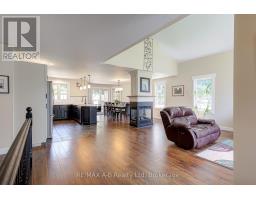 256 BOYCE STREET - 9