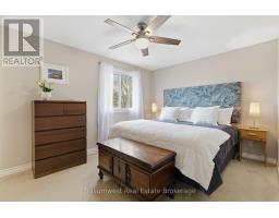 210 OLD COUNTRY PLACE - 18