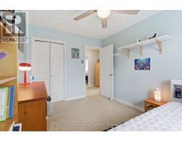 210 OLD COUNTRY PLACE - 22