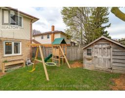 210 OLD COUNTRY PLACE - 34