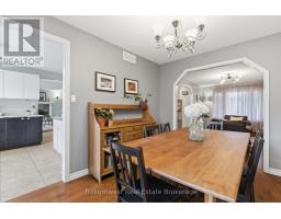 210 OLD COUNTRY PLACE - 9