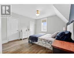 236 ANDREW STREET - 24