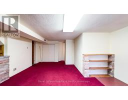 25 WELLINGTON STREET N - 38