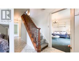 25 WELLINGTON STREET N - 4
