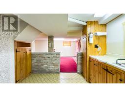 25 WELLINGTON STREET N - 42