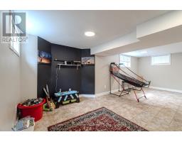 255 WATER STREET S - 20