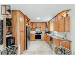 255 WATER STREET S - 30