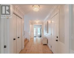 255 WATER STREET S - 44