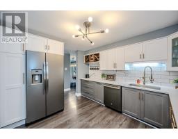 1206 - 55 GREEN VALLEY DRIVE - 16