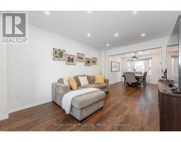 10 FRESHMEADOW WAY - 4