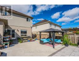 6 WESTRA DRIVE - 33