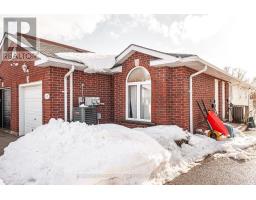 172 ATHLONE CRESCENT - 2