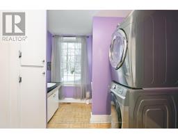 293 ELGIN STREET E - 21