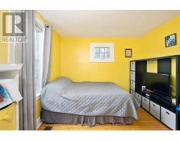 293 ELGIN STREET E - 27