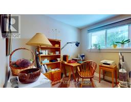 105 DIXON ROAD - 15