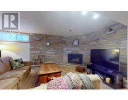105 DIXON ROAD - 16