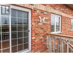 6 - 480 DOUGLAS STREET - 41