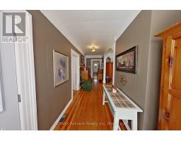 43 JARVIS STREET N - 23