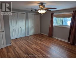 1014A VANIER AVENUE - 19