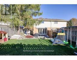 1014A VANIER AVENUE - 34