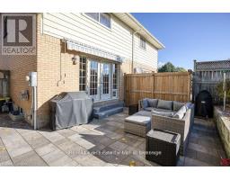 1014A VANIER AVENUE - 36