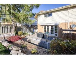 1014A VANIER AVENUE - 4