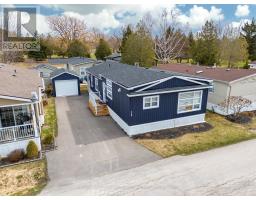 118 SANDBAGGER CRESCENT - 1