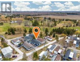 118 SANDBAGGER CRESCENT - 2