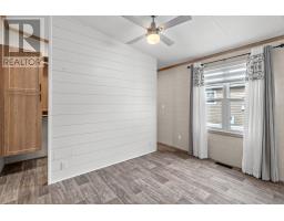 118 SANDBAGGER CRESCENT - 28