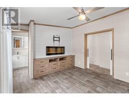 118 SANDBAGGER CRESCENT - 30