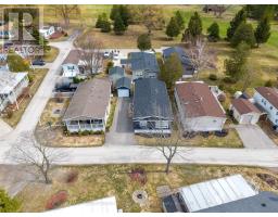 118 SANDBAGGER CRESCENT - 45