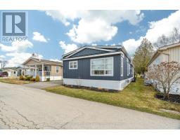 118 SANDBAGGER CRESCENT - 6