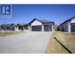 19 WINCHESTER CRESCENT - 2