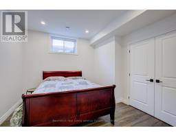 19 WINCHESTER CRESCENT - 27