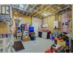19 WINCHESTER CRESCENT - 28