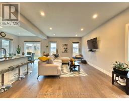 2938 DOYLE DRIVE - 13