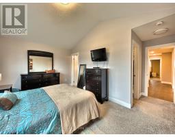 2938 DOYLE DRIVE - 27