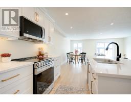 18 LINDA DRIVE - 15